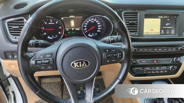 Kia The New Carnival id 4842651 из Кореи 17