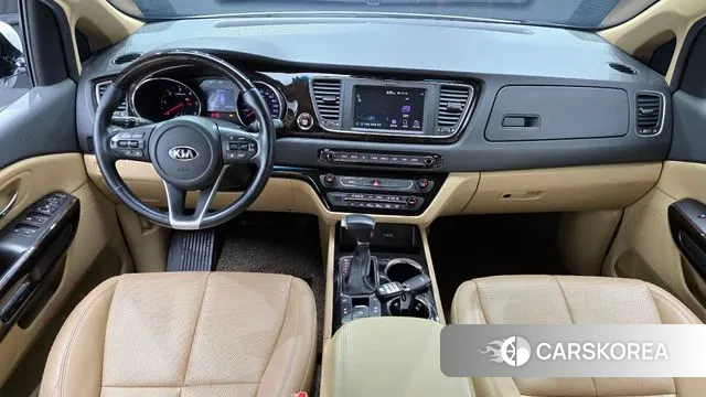 Kia The New Carnival id 2995596 из Кореи 17