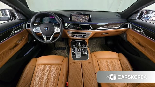 BMW 7 Series (G11) id 4309050 из Кореи 30