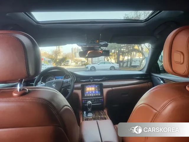 Maserati Quattroporte id 3619197 из Кореи 17