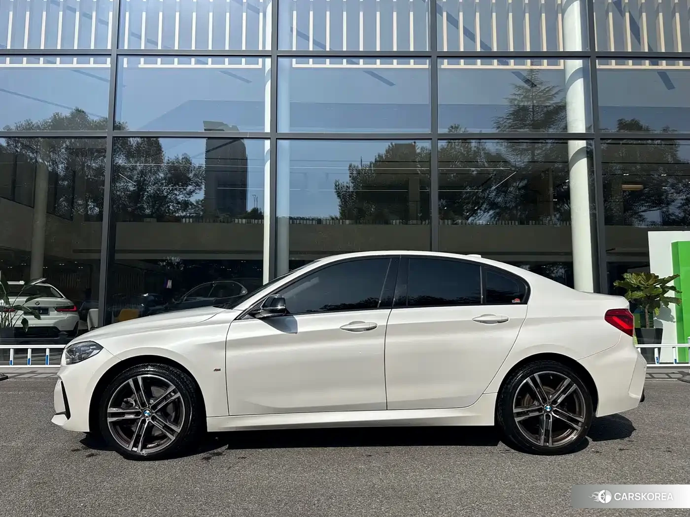 BMW 1 series id 4599658 из Китая 14