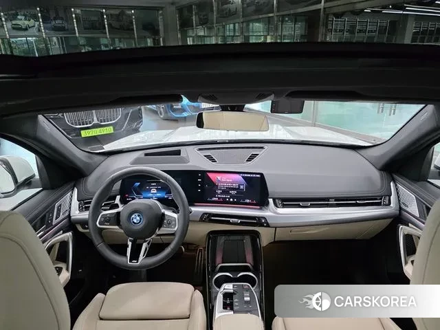 BMW iX1 (U11) id 3114772 из Кореи 16