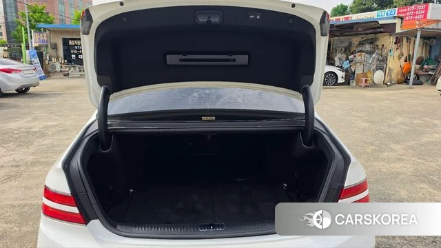 Genesis G90 id 4344626 из Кореи 10