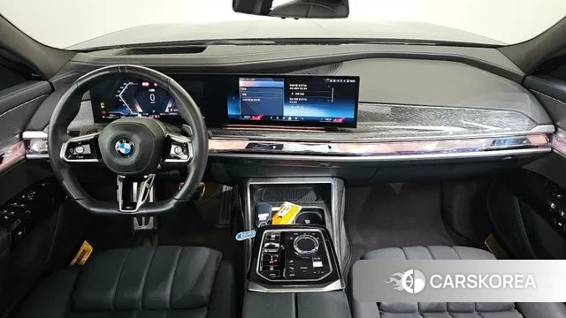 BMW 7 Series (G70) id 3720839 из Кореи 17