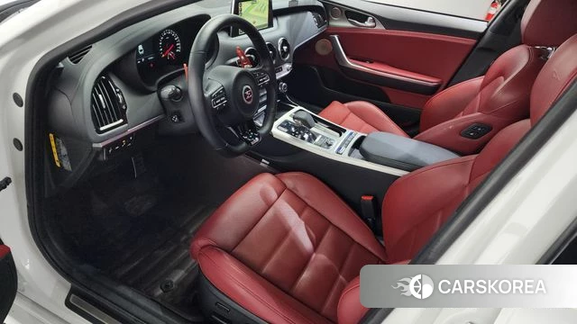 Kia Stinger id 4019952 из Кореи 17