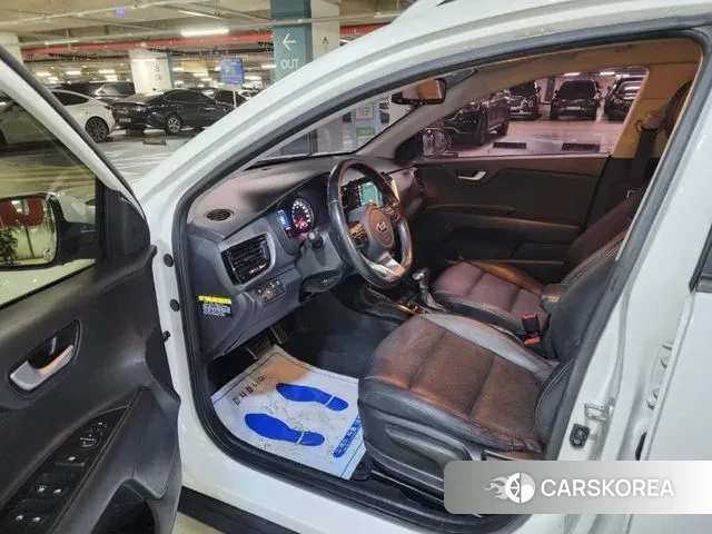 Kia Stonic id 3538234 из Кореи 17