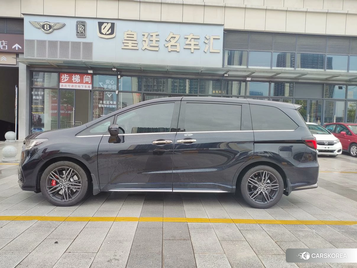 Honda Odyssey id 4485412 из Китая 7