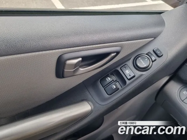 Hyundai The New Grand Starex id 2645353 из Кореи 17