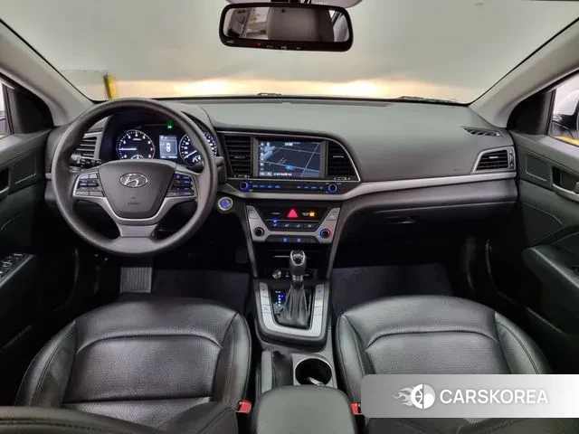 Hyundai Avante AD id 3024585 из Кореи 17