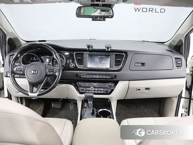 Kia The New Carnival id 3494382 из Кореи 17