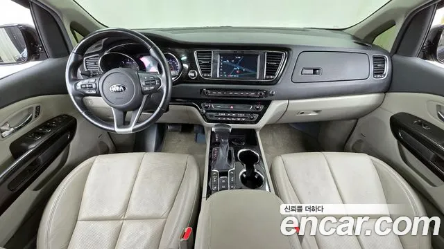 Kia The New Carnival id 2242338 из Кореи 17