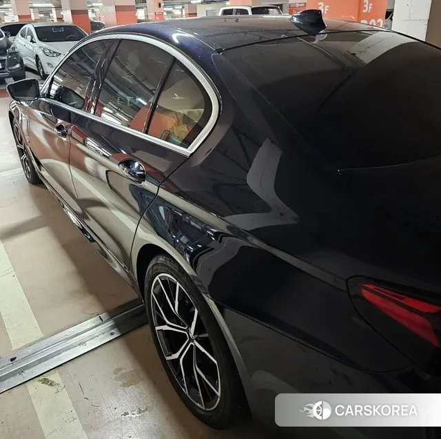 BMW 5 Series (G30) id 3059604 из Кореи 15