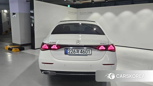 Mercedes-Benz E-Class W214 id 4511178 из Кореи 17