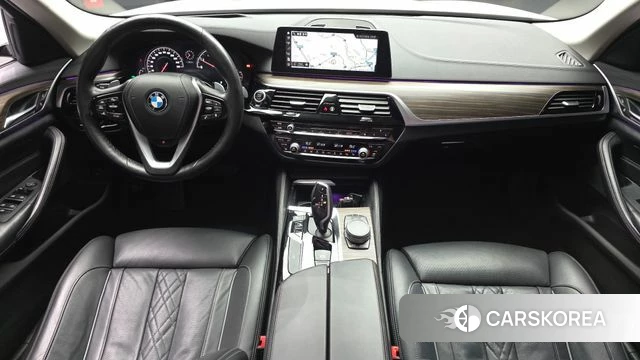 BMW 5 Series (G30) id 4737554 из Кореи 29