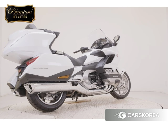 Проданный Honda GL1800 TOUR DCT 2026 из Японии, фото 5