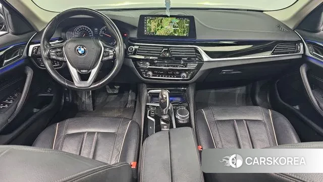 BMW 5 Series (G30) id 3188318 из Кореи 17