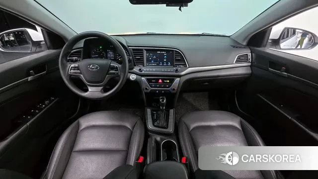 Hyundai Avante AD id 3090884 из Кореи 17