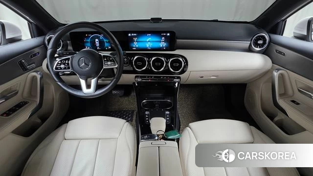 Mercedes-Benz A-Class W177 id 4383613 из Кореи 27