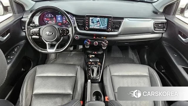 Kia Stonic id 3552836 из Кореи 17