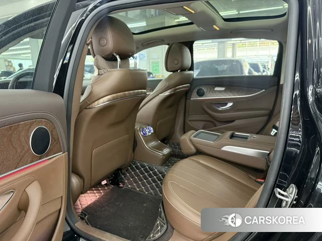 Mercedes-Benz E-class PHEV id 4341745 из Китая 9
