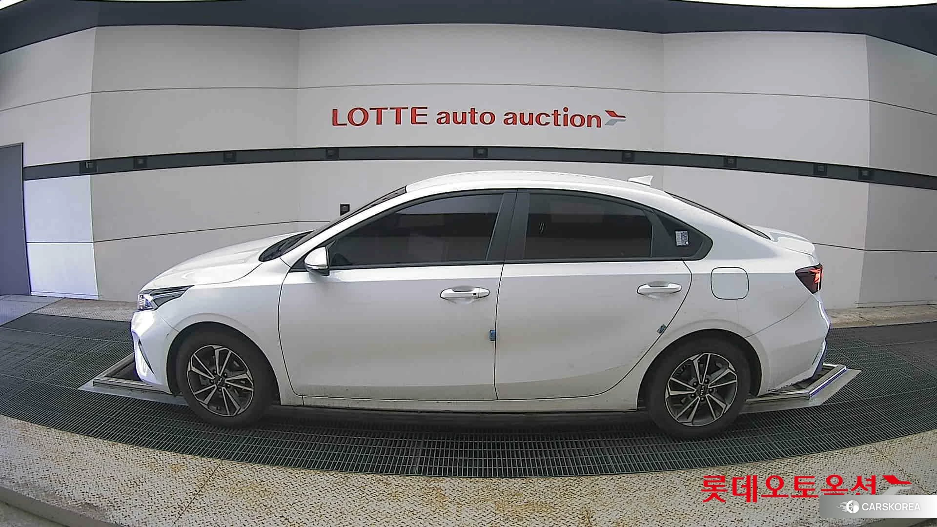 Kia K3 id 4296915 из Кореи 35