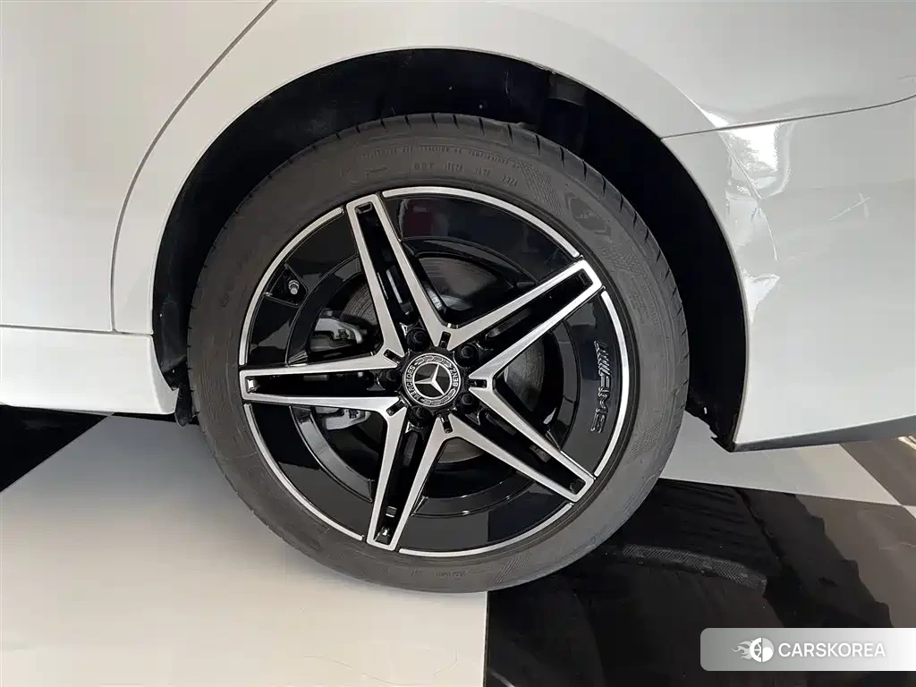 Mercedes-Benz C-class id 4546373 из Китая 25