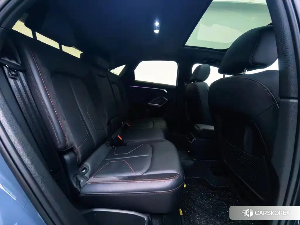Audi Q3 Sportback id 4607232 из Китая 23