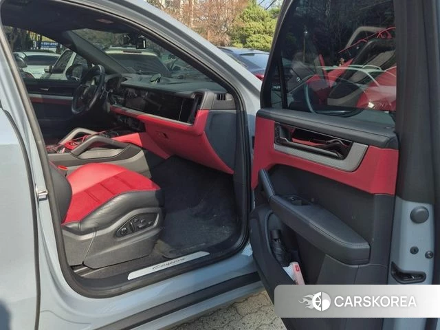 Porsche Cayenne (PO536) id 3856405 из Кореи 17