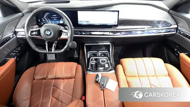 BMW 7 Series (G70) id 3684476 из Кореи 17