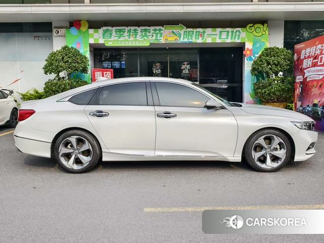 Honda Accord id 4264562 из Китая 18