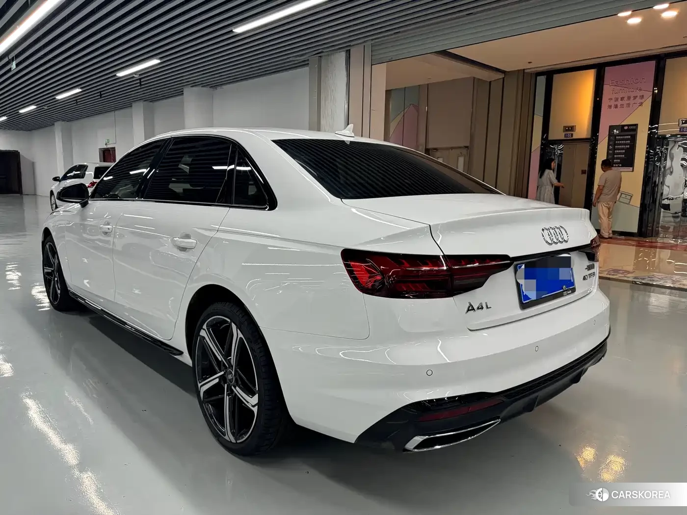 Audi A4L id 4514143 из Китая 9