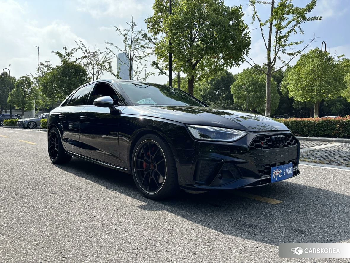 Audi S4 id 4426466 из Китая 8