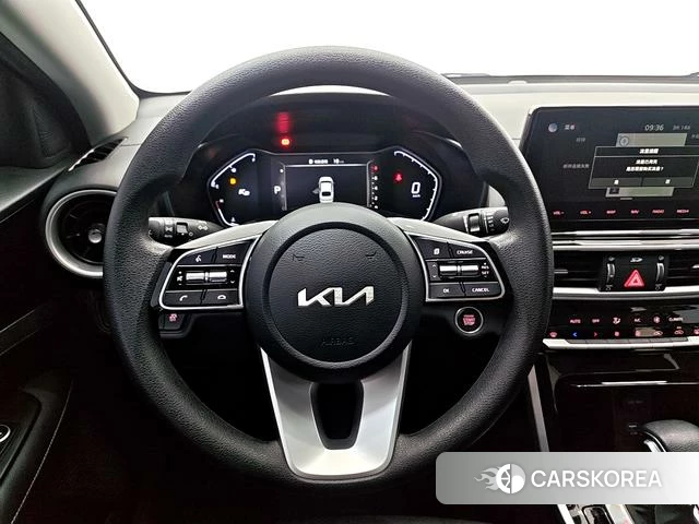 Kia K3 id 4307638 из Китая 17