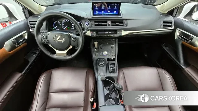 Lexus CT200h id 3413394 из Кореи 17