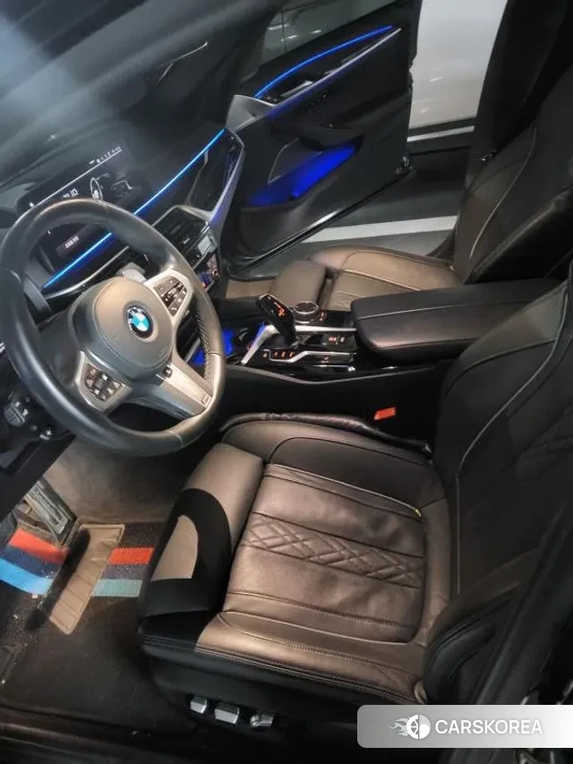 BMW 5 Series (G30) id 3371007 из Кореи 7