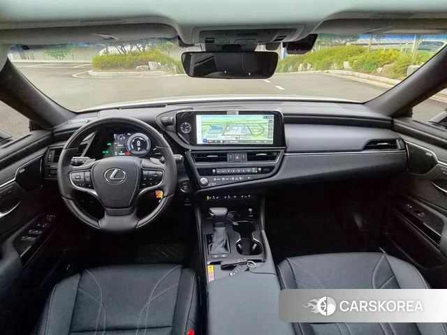 Lexus ES300h 7th generation id 4724878 из Кореи 17