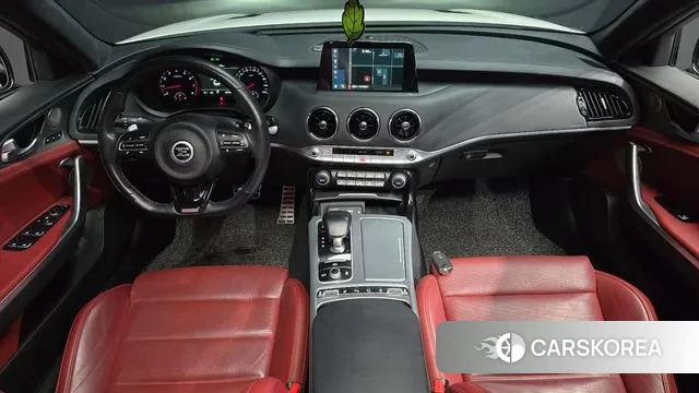 Kia Stinger id 3593456 из Кореи 17