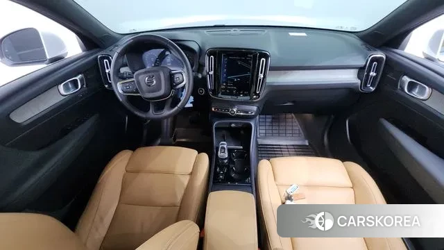 Volvo XC40 id 3384905 из Кореи 17