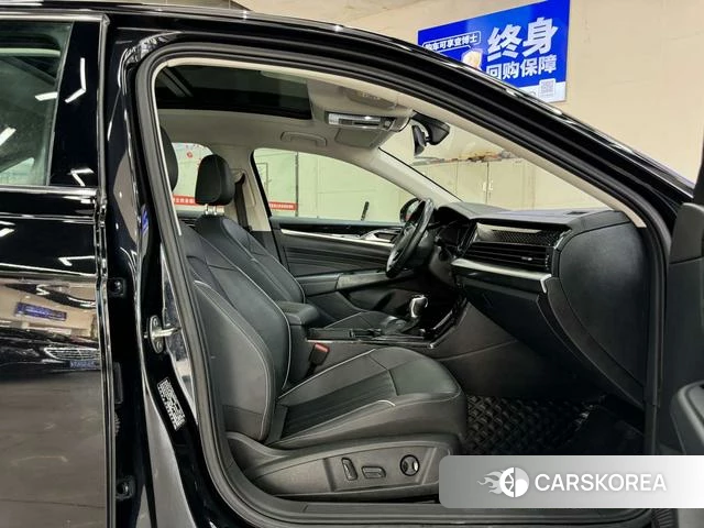 Volkswagen Passat id 4260433 из Китая 16
