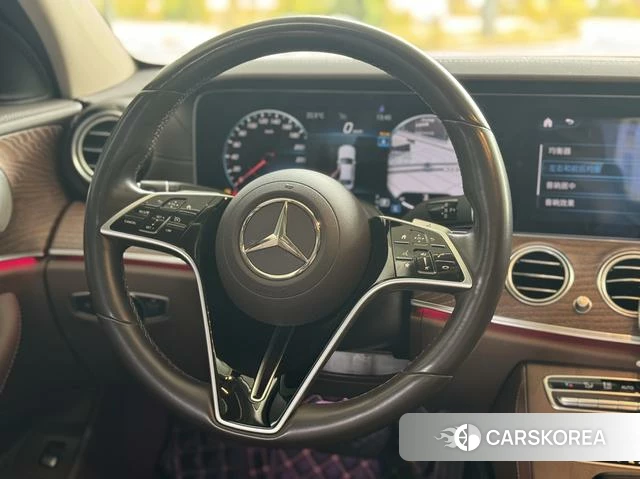 Mercedes-Benz E-class id 4300740 из Китая 15