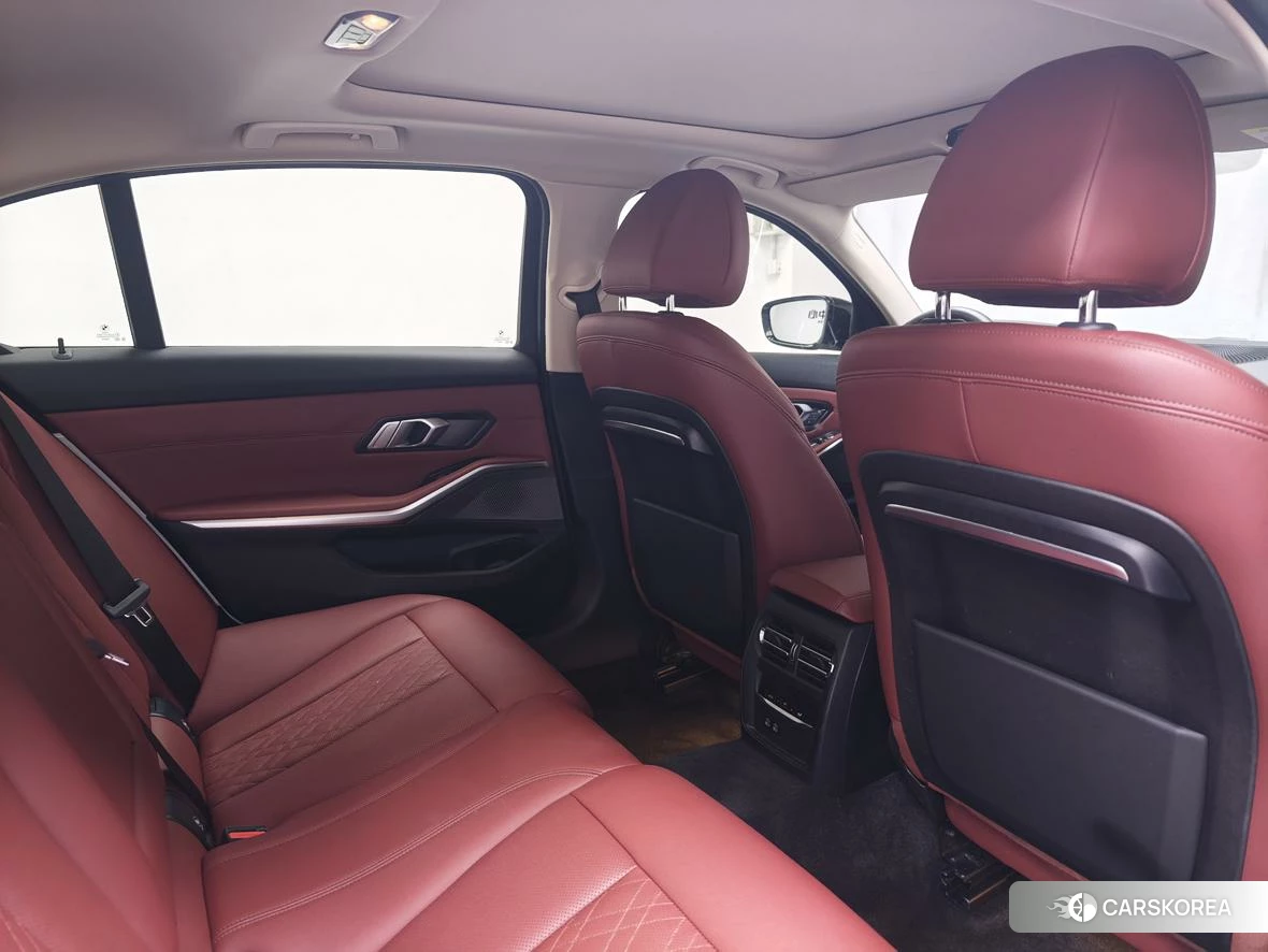 BMW 3 series id 4454276 из Китая 19