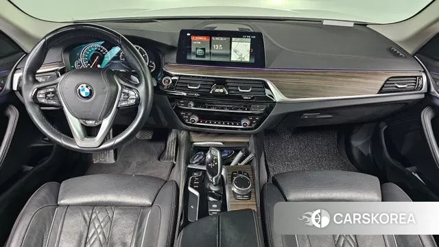 BMW 5 Series (G30) id 3692715 из Кореи 17