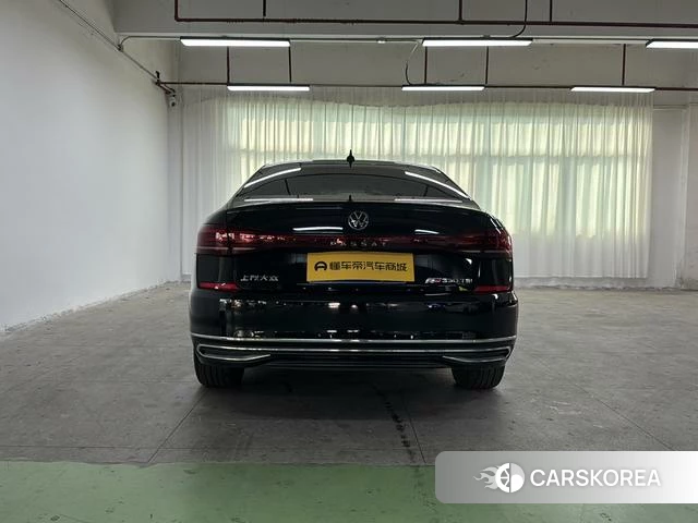 Volkswagen Passat id 4278579 из Китая 17