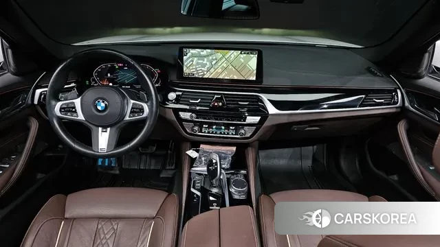 BMW 5 Series (G30) id 3624980 из Кореи 17