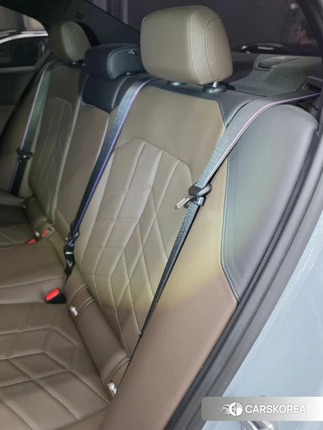 BMW 5 Series (G60) id 4665388 из Кореи 9