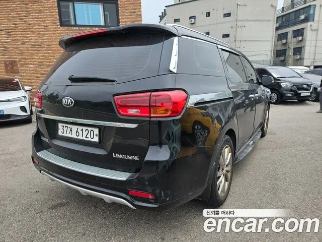 Kia The New Carnival id 2907864 из Кореи 17