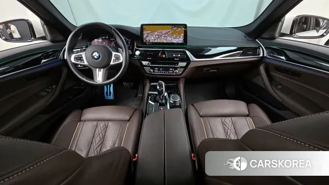 BMW 5 Series (G30) id 3012103 из Кореи 17