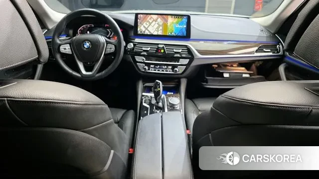 BMW 5 Series (G30) id 3282396 из Кореи 17