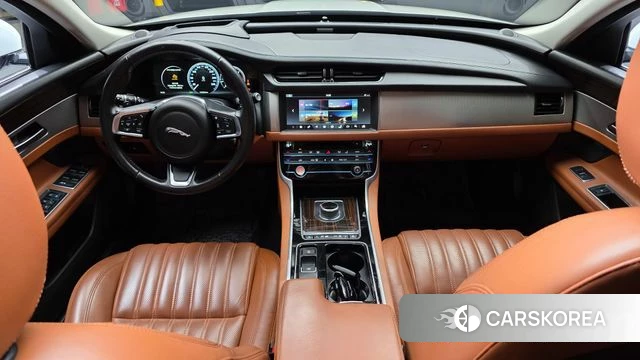 Jaguar XF (X260) id 4295104 из Кореи 33