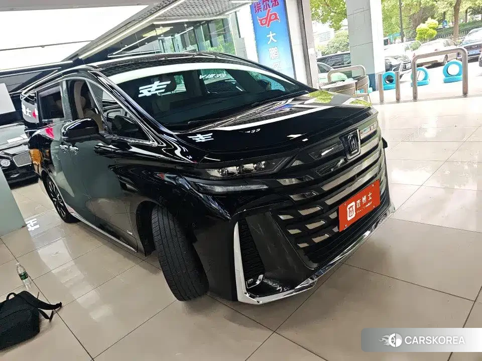 Toyota Wilfa id 4576901 из Китая 7